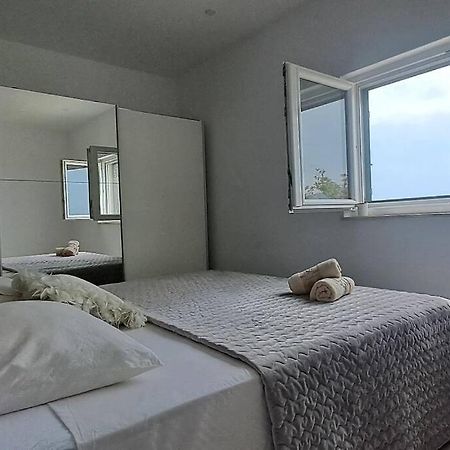 Apartamento Maris Omiš Exterior foto